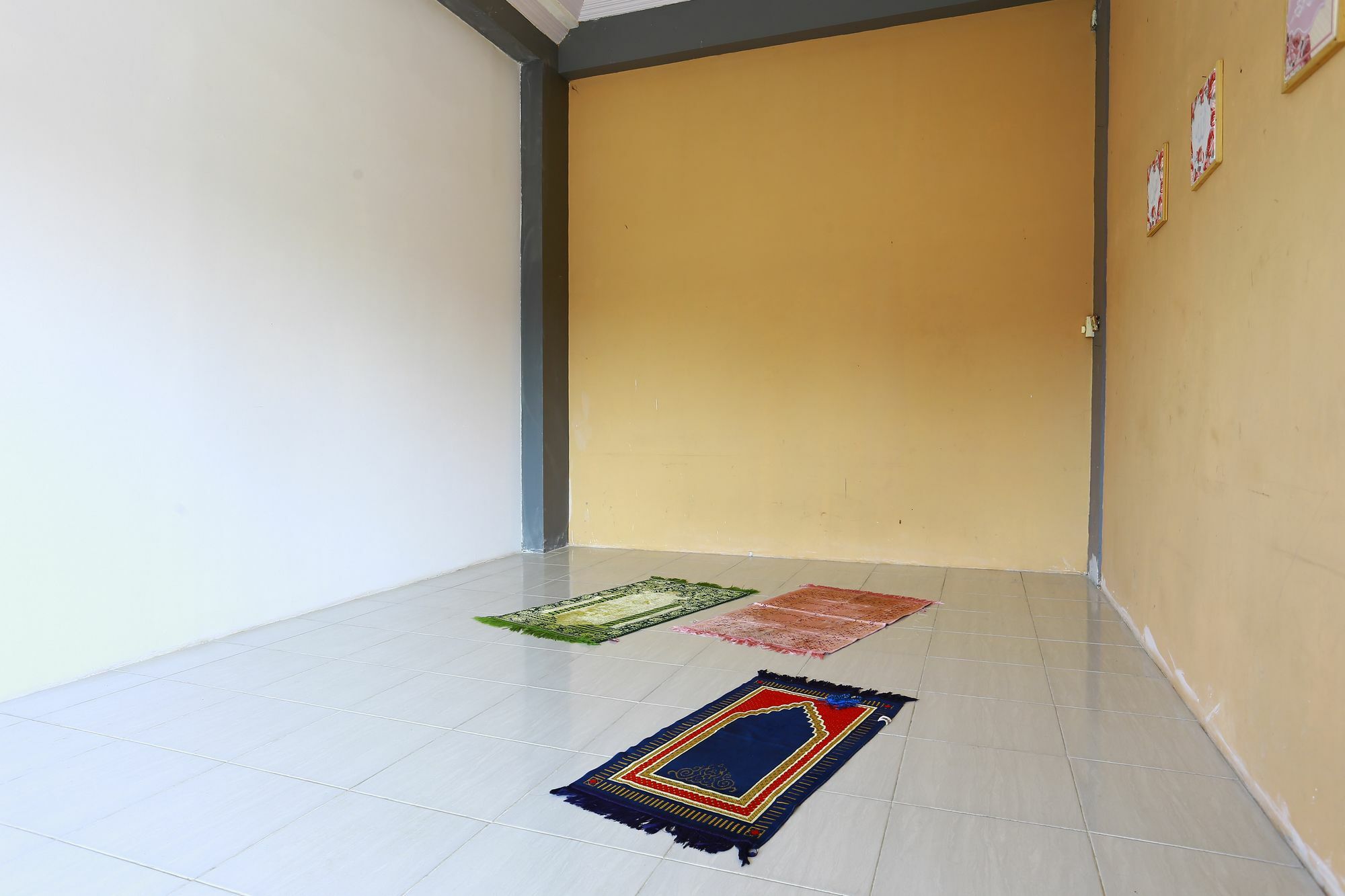 Hotel Reddoorz Near Prawirotaman 2 à Yogyakarta Extérieur photo