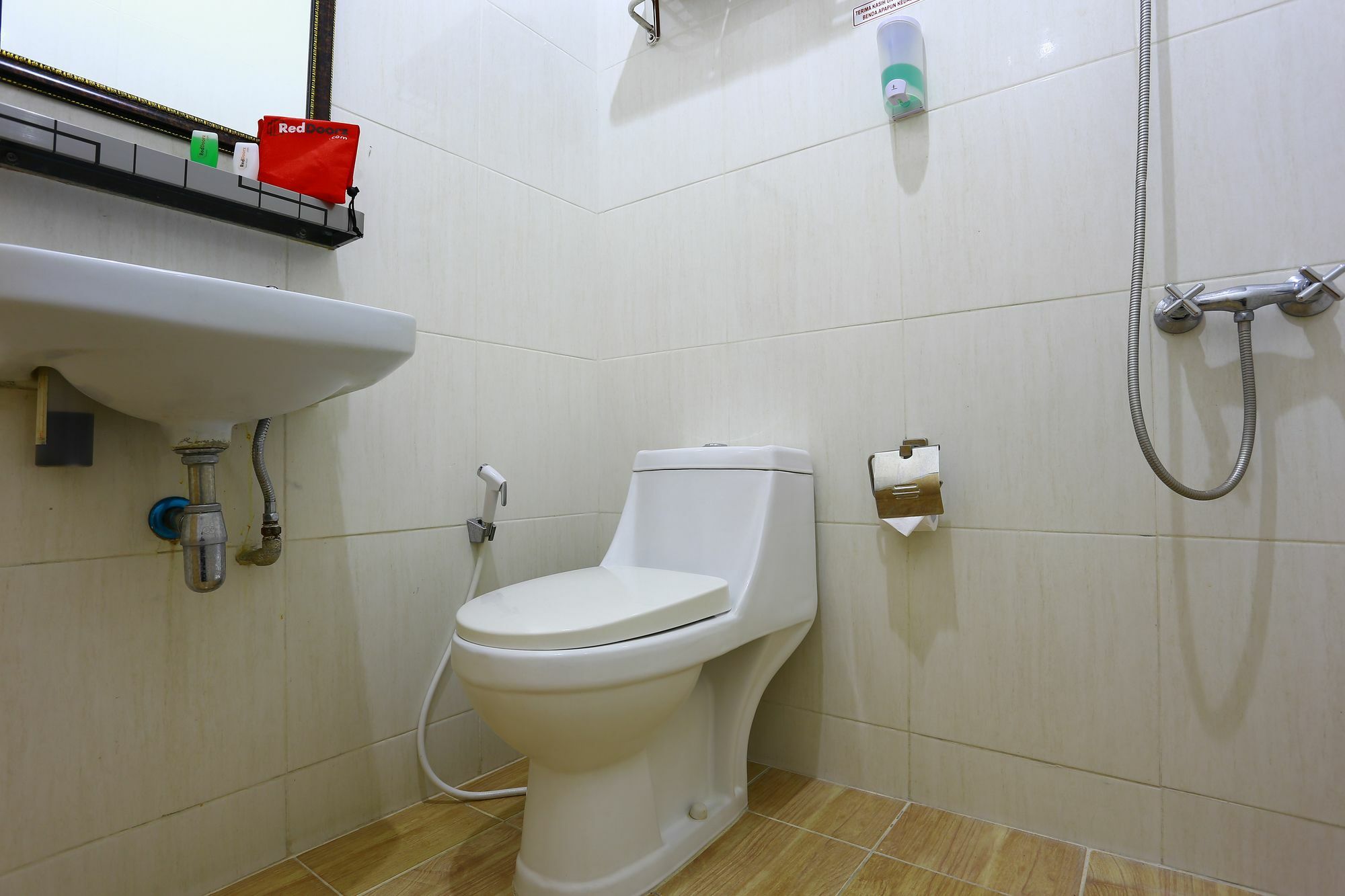 Hotel Reddoorz Near Prawirotaman 2 à Yogyakarta Extérieur photo